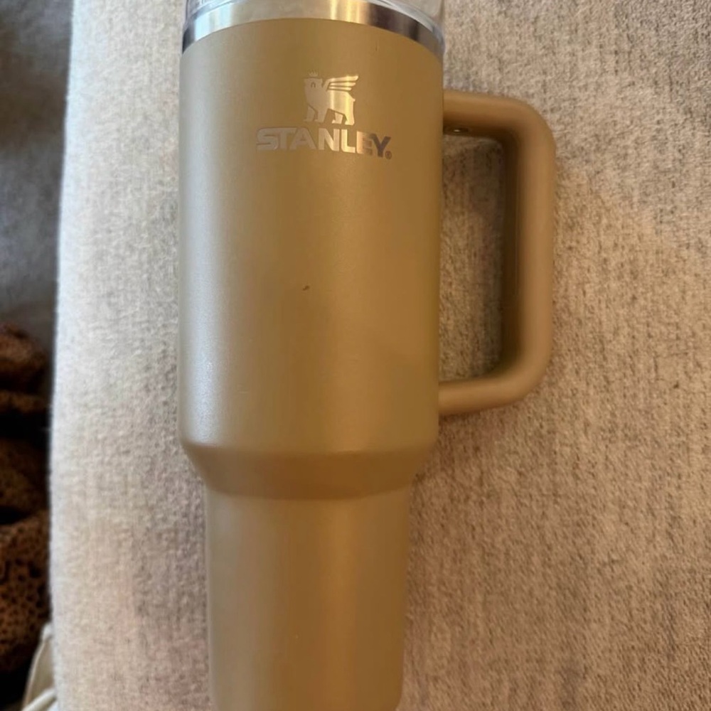 Stanley 40oz Stainless Steel H2.0 FlowState Tumbler Hearth & Hand - Driftwood - Picture 2 of 3